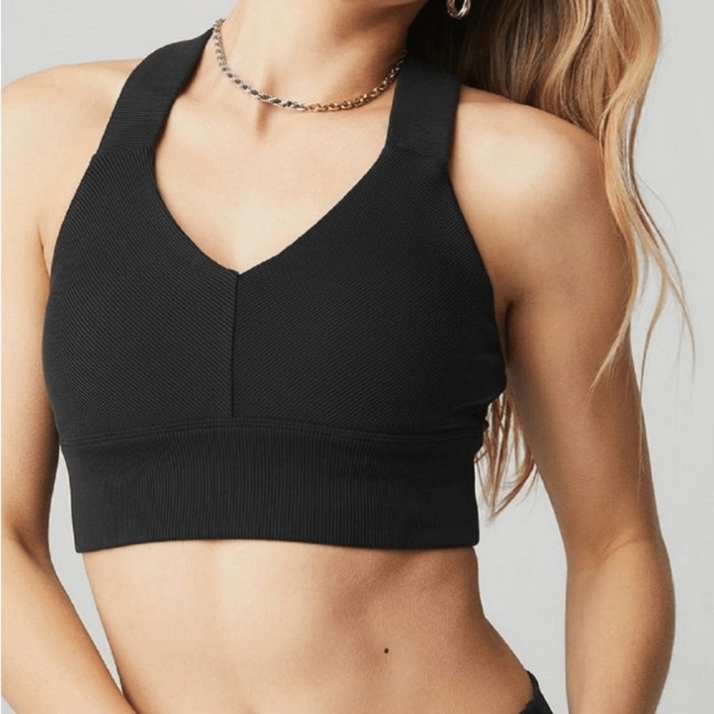 Alo Emulate Sports Bra - Black
